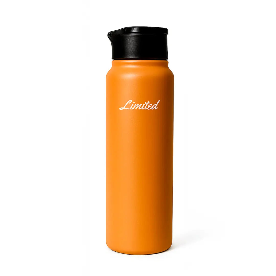 Botella MagSafe LIMITED con sistema magnético para llevar el celular adherido, diseño ergonómico, capacidad de 600ml, doble pared térmica y color mate elegante.