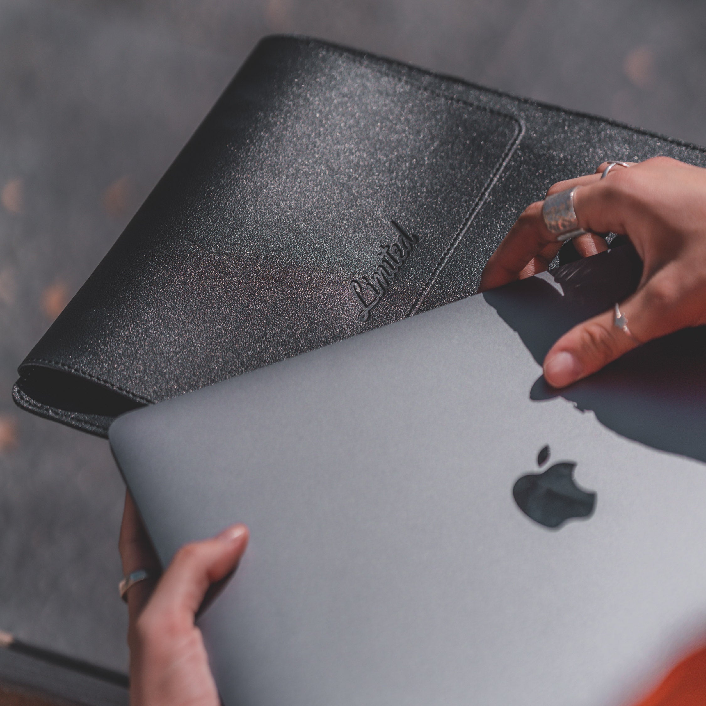 Funda Notebook - Limited